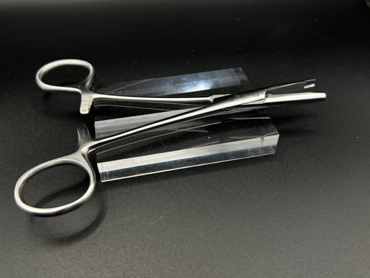 Piercers Pride Microdermal Anchor Holding Forceps - 3mm