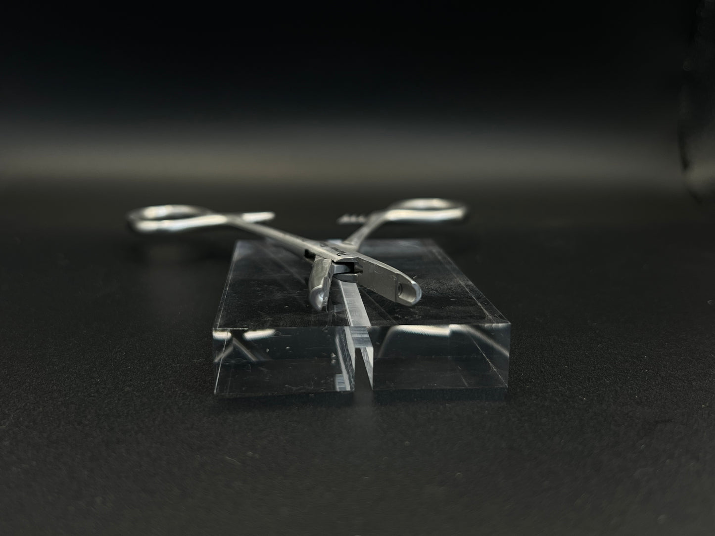 Piercers Pride Microdermal Anchor Holding Forceps - 3mm