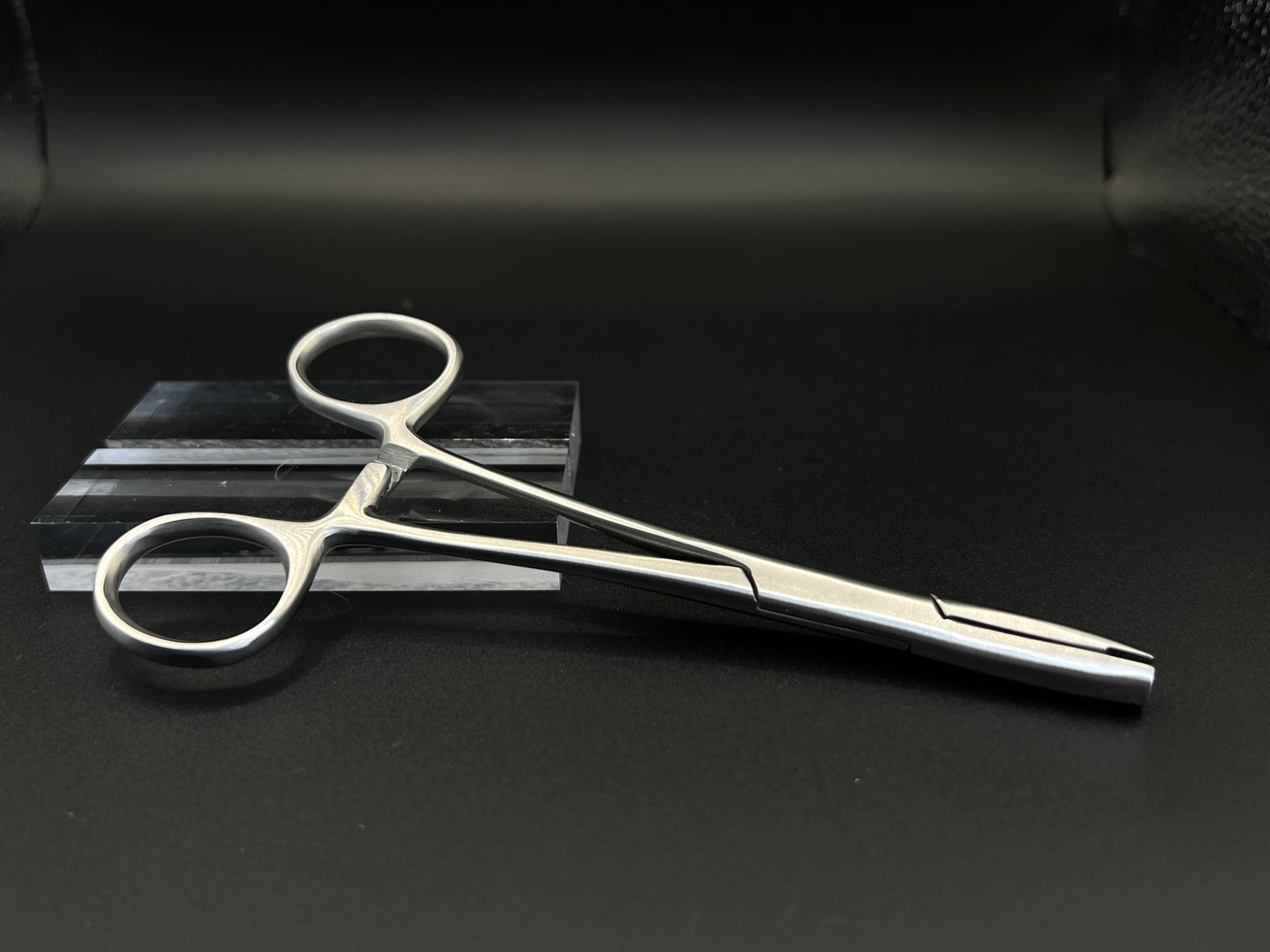 Piercers Pride Microdermal Anchor Holding Forceps - 5mm