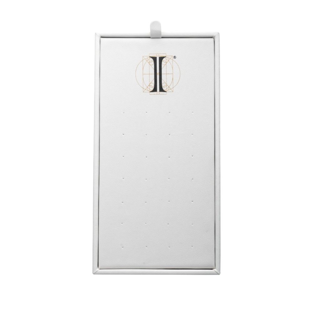 28 Hole White Leatherette Pad