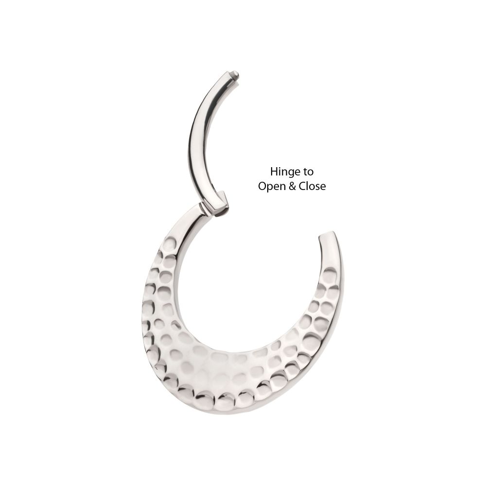 Titanium Hammered Round Shape Front Facing Hinged Segment Clicker