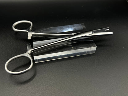 Piercers Pride Microdermal Anchor Holding Forceps - 3mm