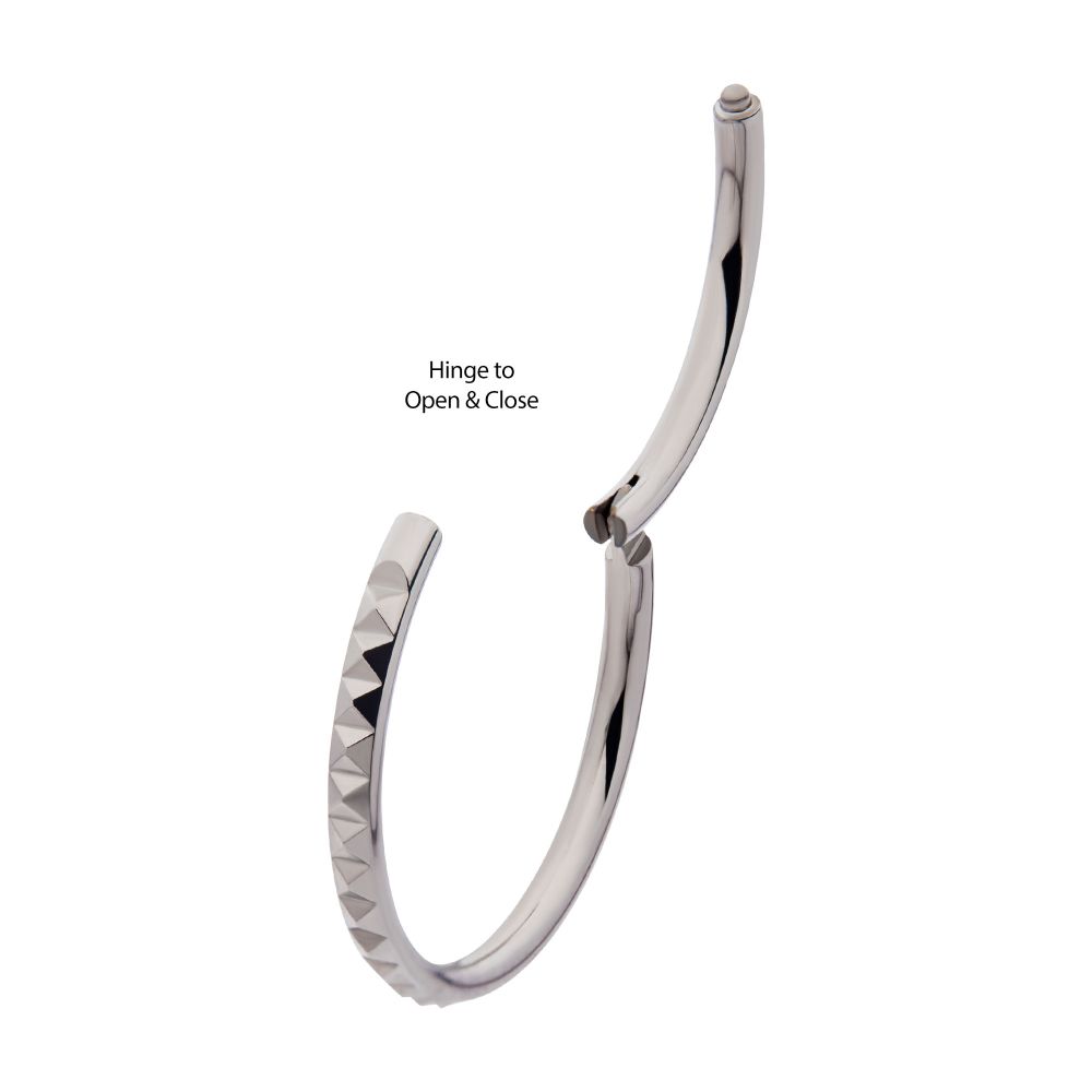 Titanium with Pyramid Design Side Facing Hinged Segment Clicker